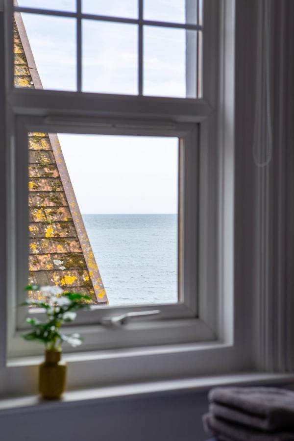 Beach View Luxury Apartment Lyme Regis Extérieur photo